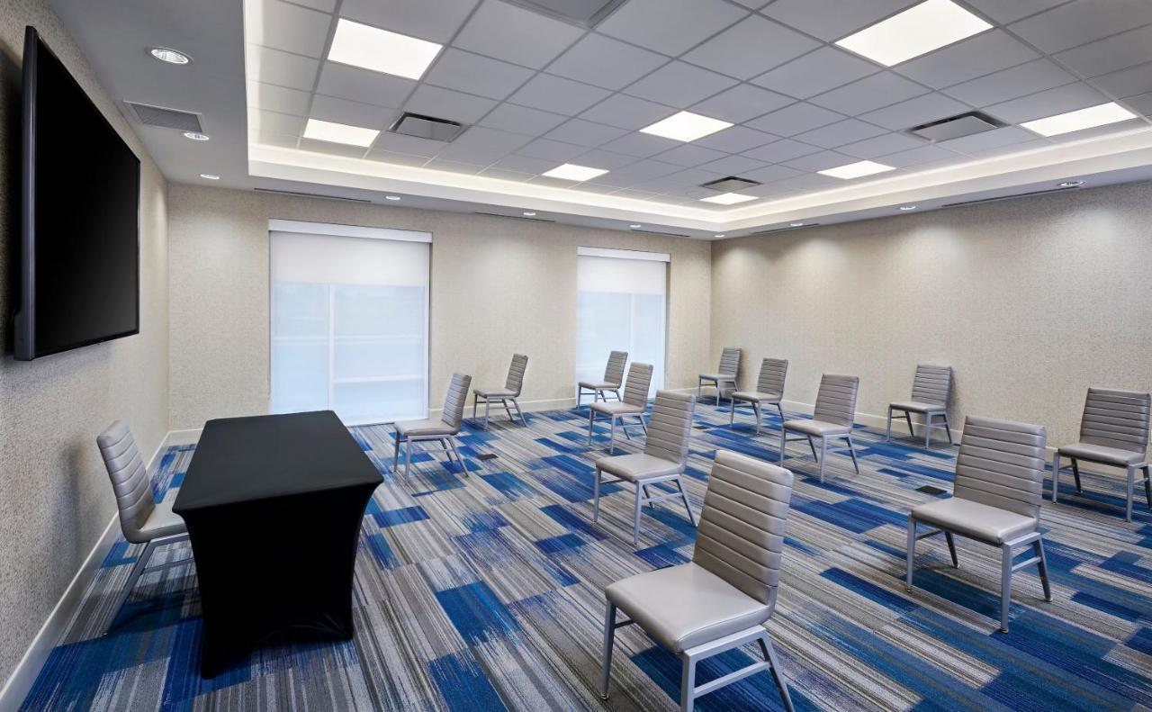 Holiday Inn Express & Suites Windsor East - Lakeshore By Ihg Tecumseh Buitenkant foto